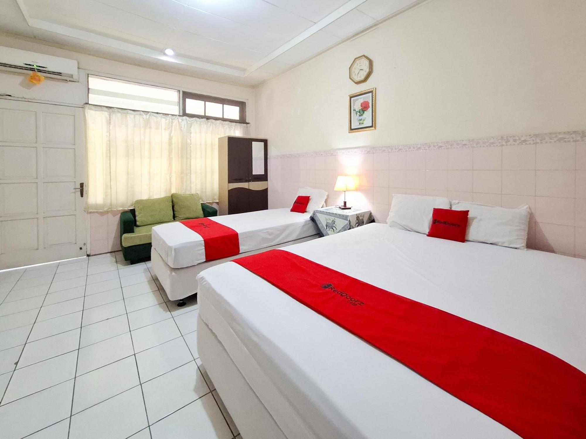 Reddoorz Syariah At Griya Raharja Klaten Extérieur photo