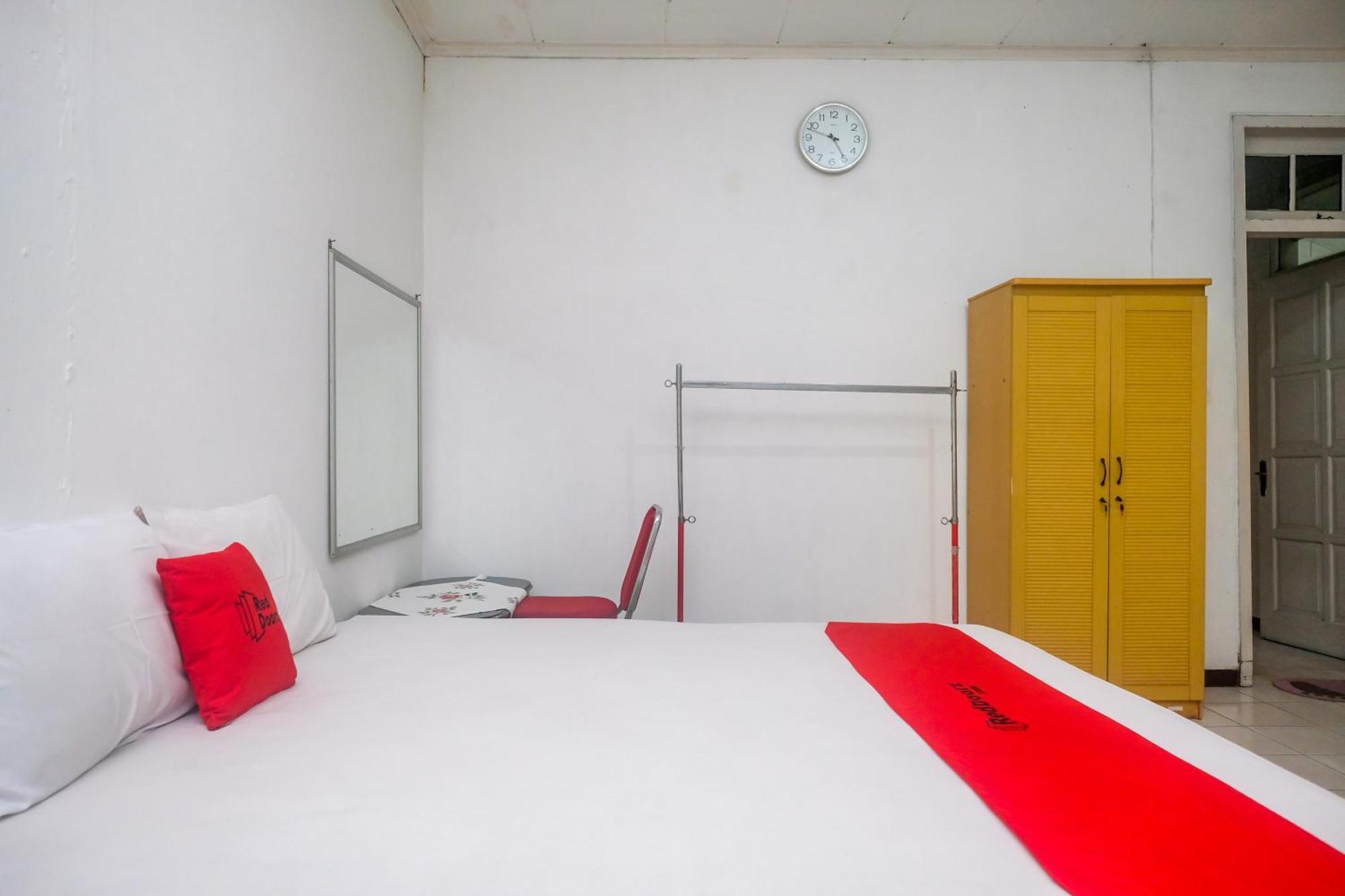 Reddoorz Syariah At Griya Raharja Klaten Extérieur photo