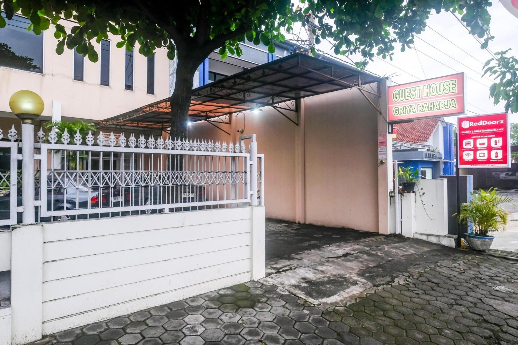 Reddoorz Syariah At Griya Raharja Klaten Extérieur photo